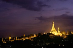 Burma - Yangon - Shwedagon pagoda at night