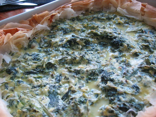 Filo pastry with spinach, rape leaves and ricotta